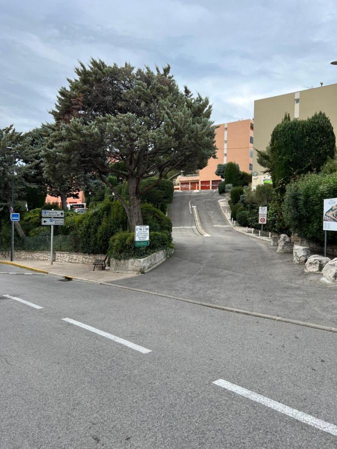 Magnifique A Cassis,parking,2 Pas Du Port *
