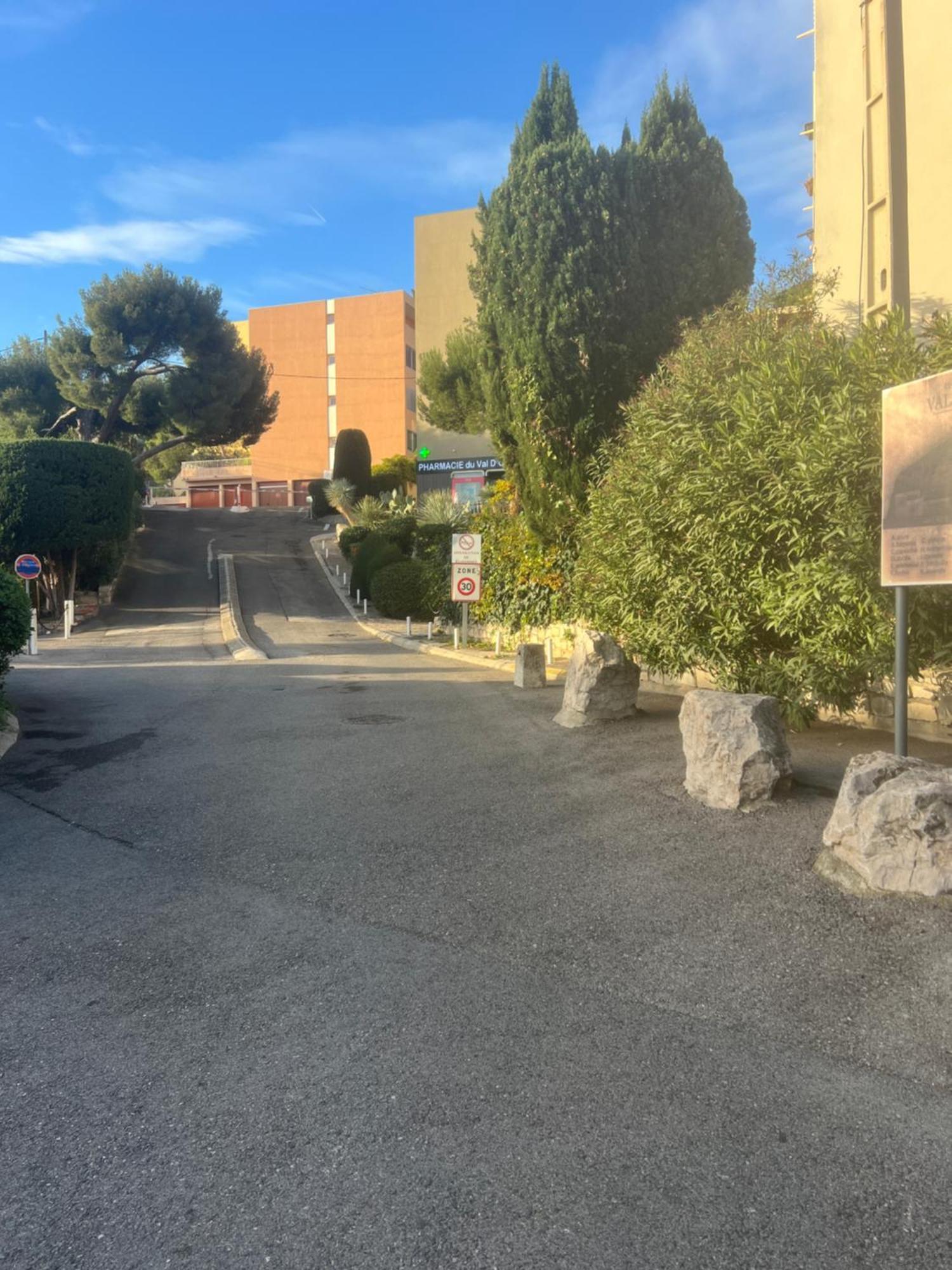 Magnifique A Cassis,parking,2 Pas Du Port Apartment *
