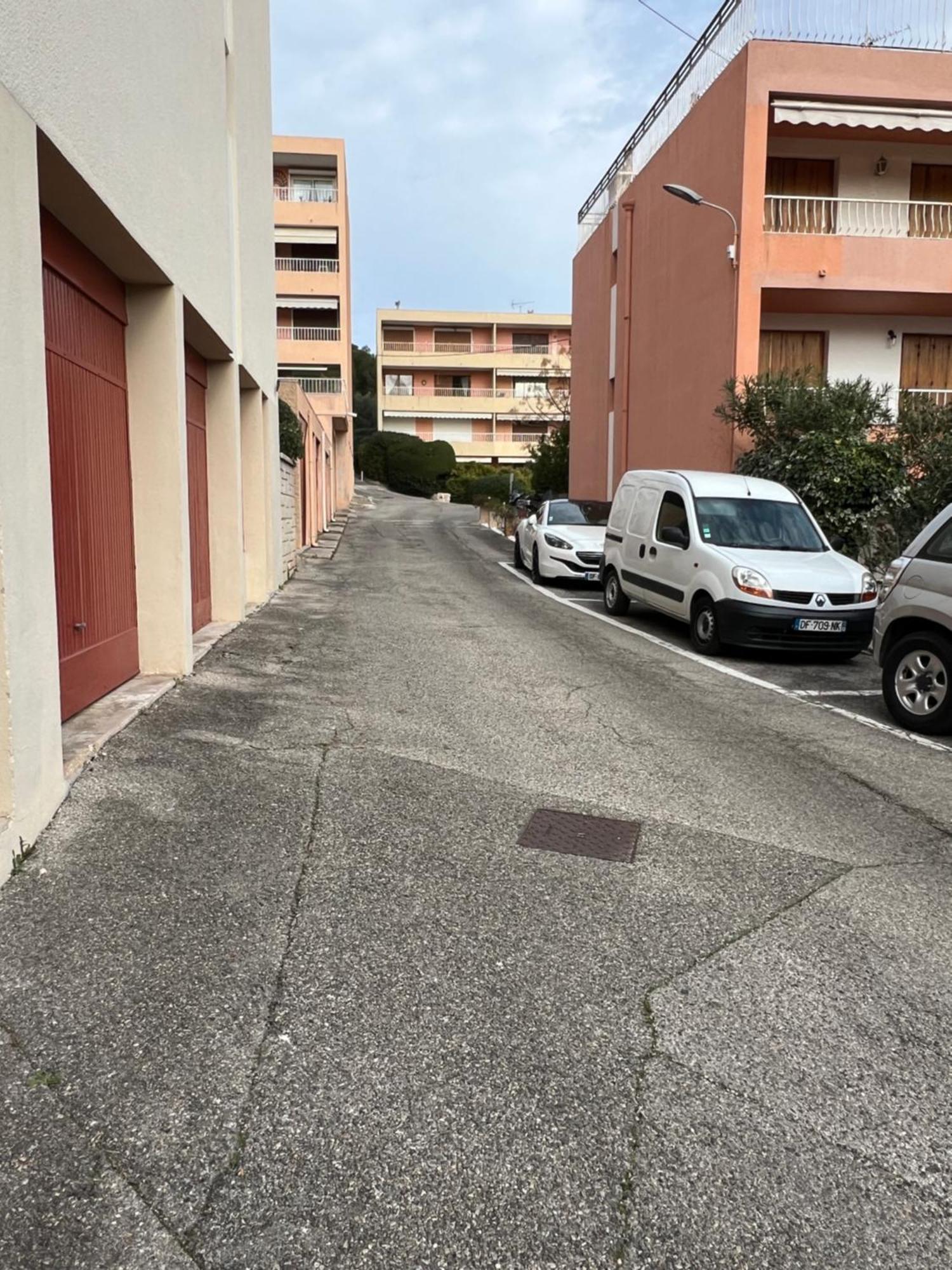 Magnifique A Cassis,parking,2 Pas Du Port Apartment Cassis